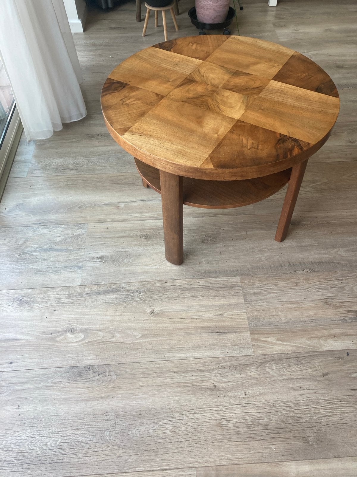 Ronde stevige houten salontafel, Ophalen, 50 – 75, Gebruikt, Rond