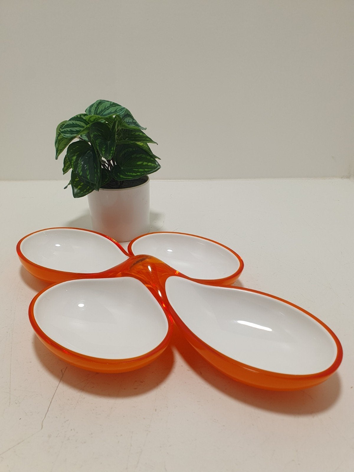 Vintage Guzzini serveerschaal / antipastiera oranje wit – 2-, Guzzini, ., Kunststof, Snij-/serveerplank