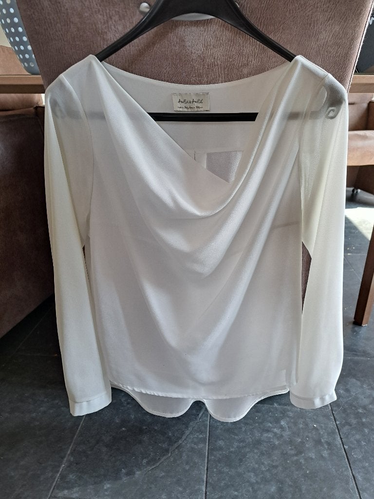 Amélie & Amélie blouse wit watervalhals maat M, Kleding | Dames, Maat 38/40 (M), Wit, Ophalen of Verzenden, Zo goed als nieuw