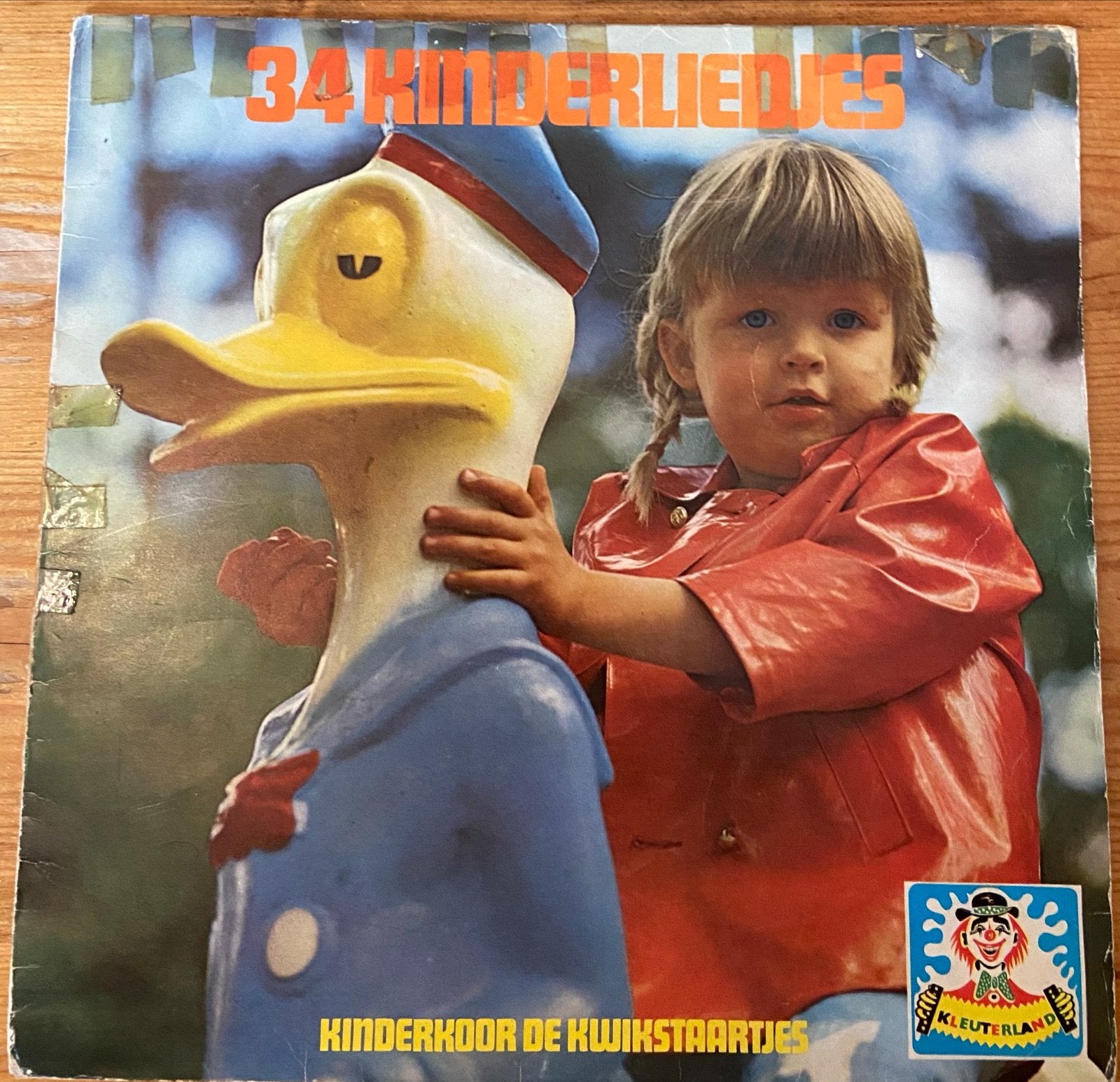 34 Kinderliedjes - Kleuterland - Kinderkoor De Kwikstaartjes, Gebruikt, Tot 2 jaar, Ophalen of Verzenden, Muziek