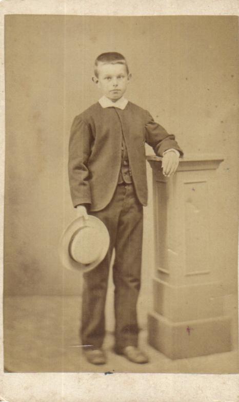 CDV - G. Postma -Heerenveen - Oud 1876, Verzamelen, Foto's en Prenten, Gebruikt, Verzenden, Foto, Voor 1940