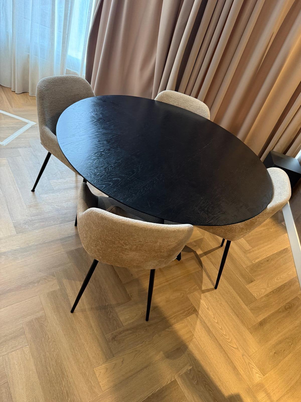 Tafel en 4 eetstoelen Goossens, Ophalen, Gebruikt, 100 tot 150 cm, Vier personen