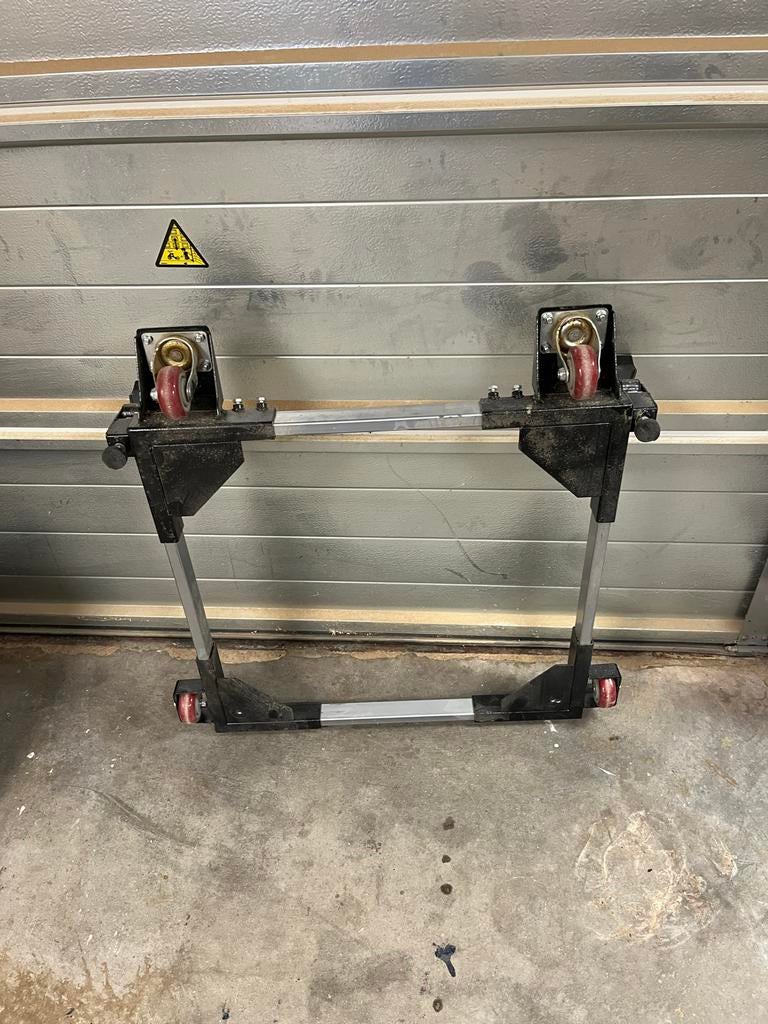 Verrijdbaar en verstelbaar onderstel tot 600 kg, Doe-het-zelf en Verbouw, Werkbanken, Ophalen, Gebruikt, 70 tot 120 cm