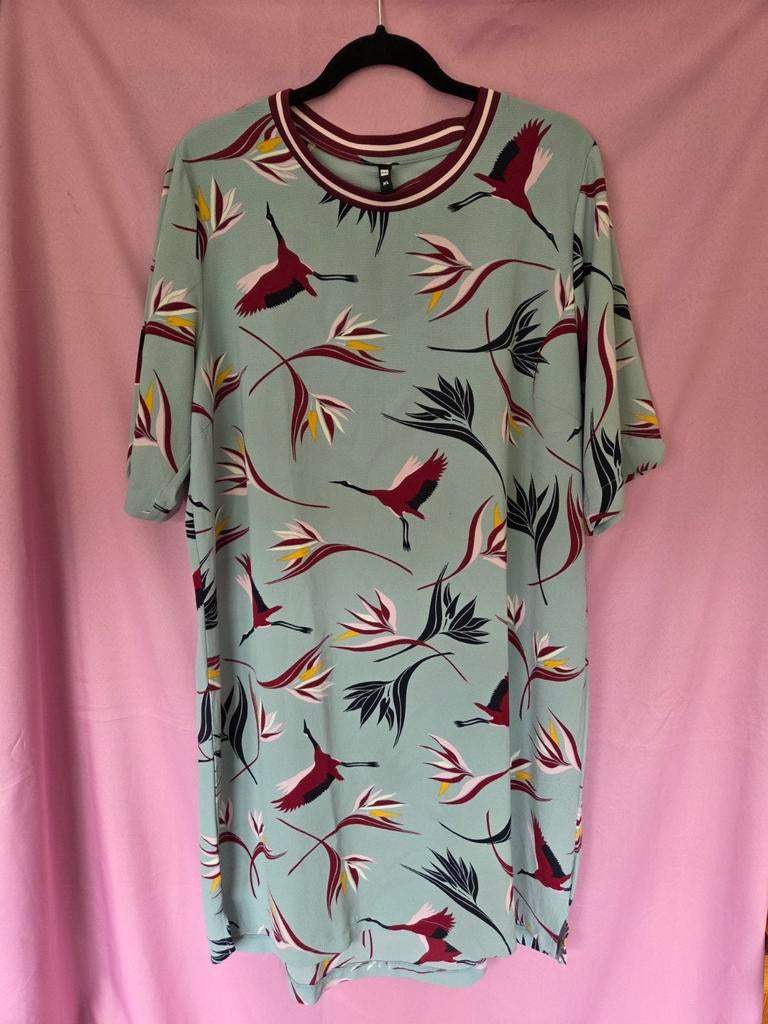 Zomerse jurk met kraanvogelprint, Kleding | Dames, Overige kleuren, Maat 46/48 (XL) of groter, Ophalen of Verzenden, Zo goed als nieuw