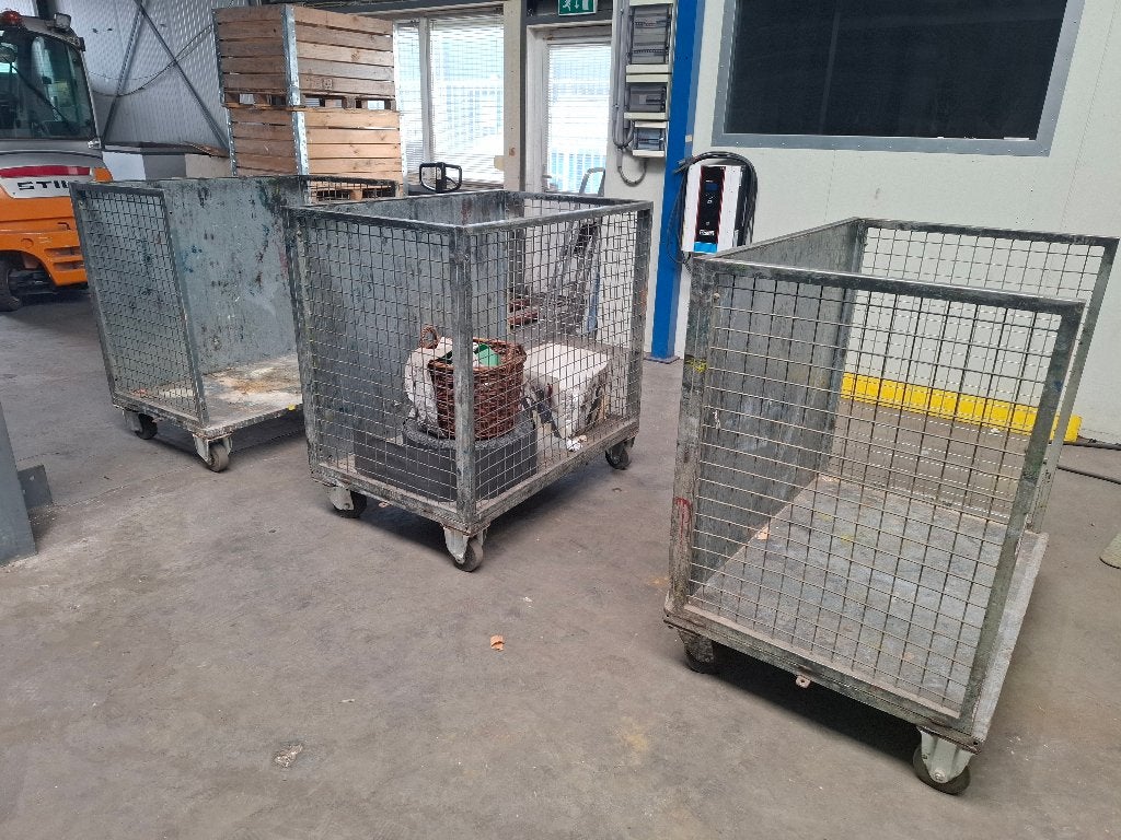 3 zwarte transport/magazijn wagens, 100 liter of meer, Ophalen, Gebruikt, Transportkar