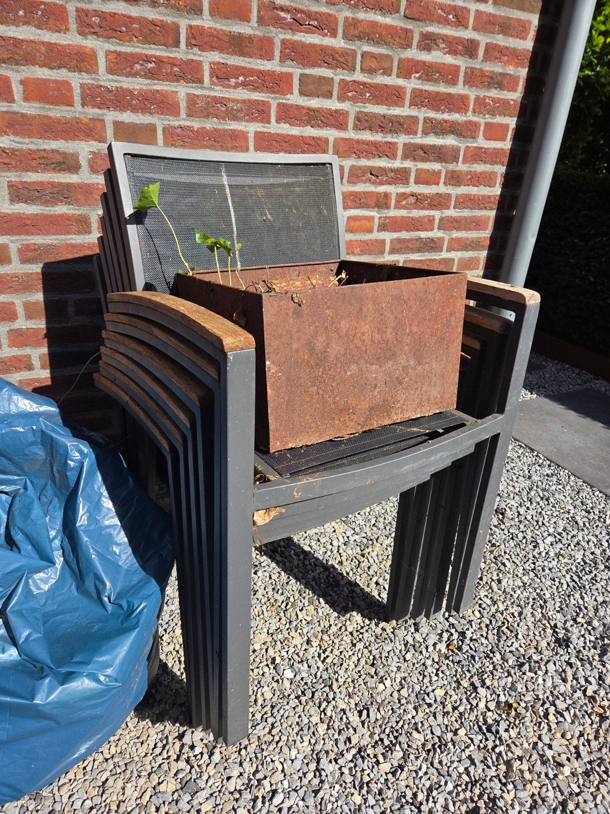 6 Stapelbare tuinstoelen met houten armleuningen, Tuin en Terras, Ophalen, Gebruikt, Hout, Stapelbaar