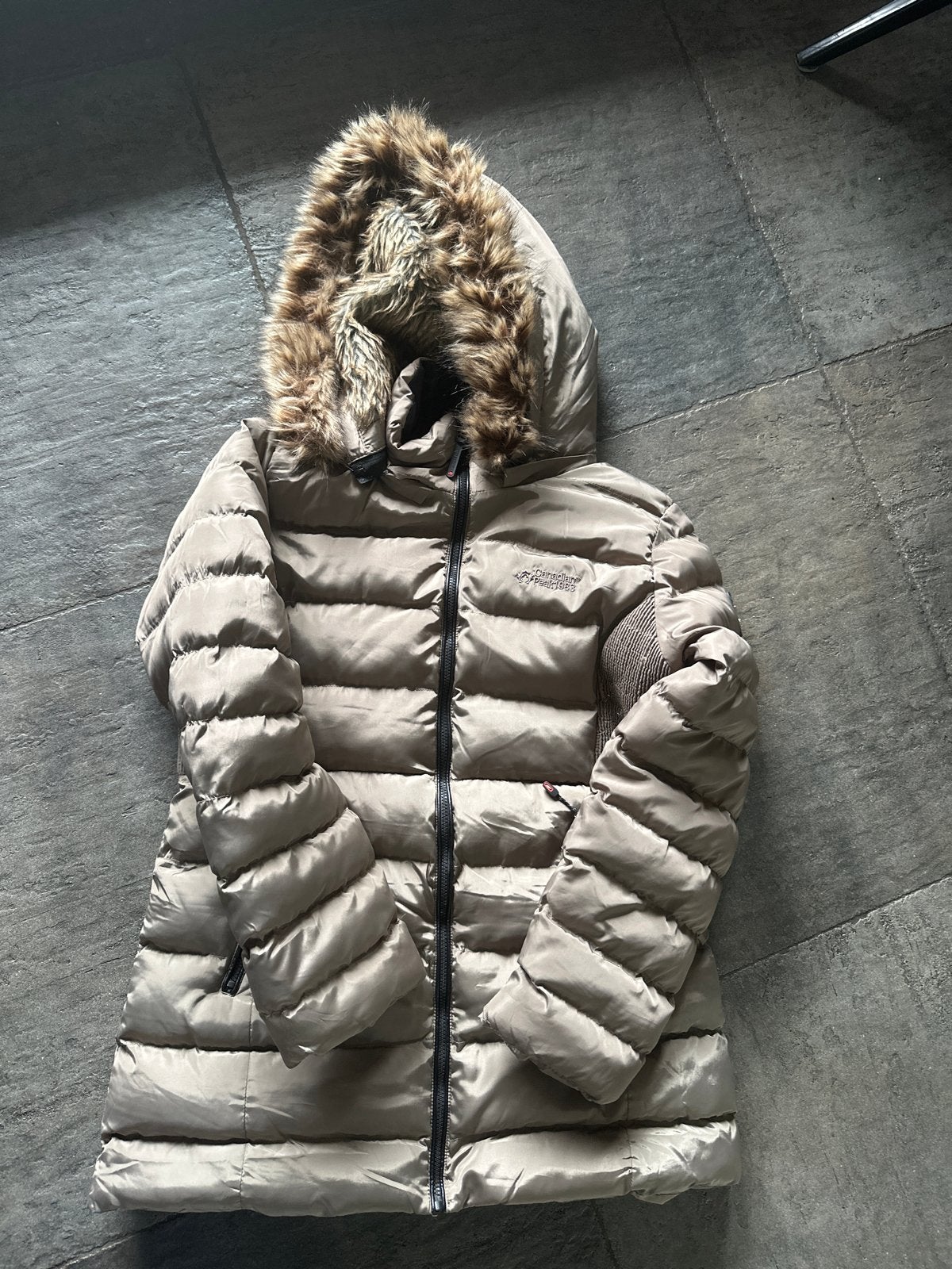 Canadian Peak winterjas met bontkraag - Maat XXL, Ophalen of Verzenden, Zo goed als nieuw, Maat 46/48 (XL) of groter, Beige