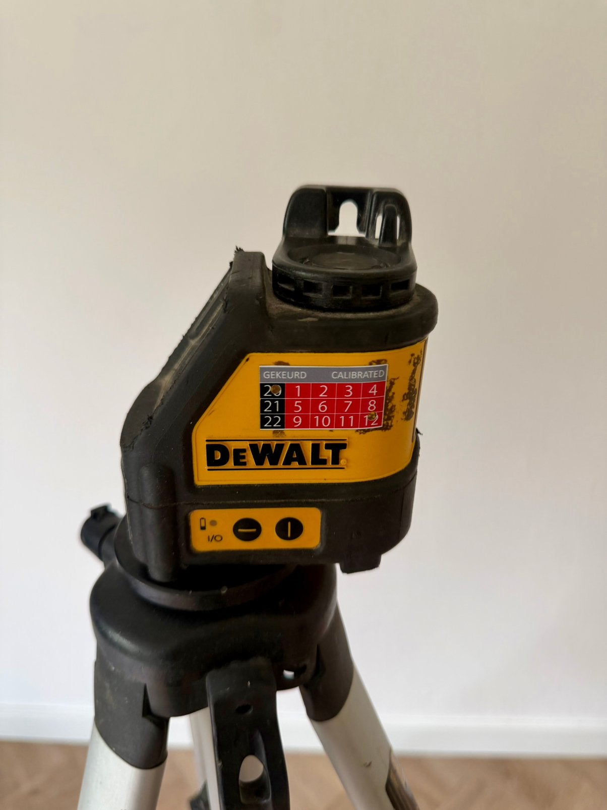 DeWalt kruislijn laster DW087 met statief, Ophalen, Gebruikt