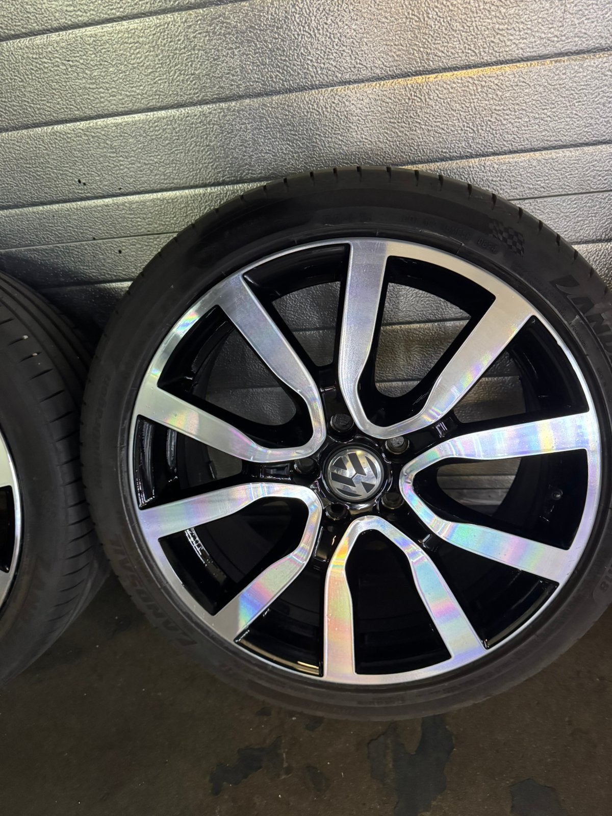 Originele Vw Serron Velgen 225 40 18 5x112 Golf 7 8 Caddy, Auto-onderdelen, Banden en Velgen, 18 inch, Gebruikt, Total Car Expert
