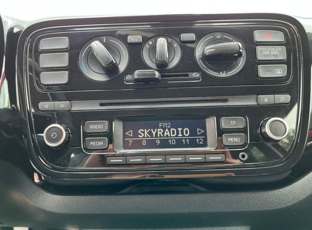 Foto 10 van Volkswagen up! 1.0 | 1e Eigenaar | 85.265 km | APK okt 2027