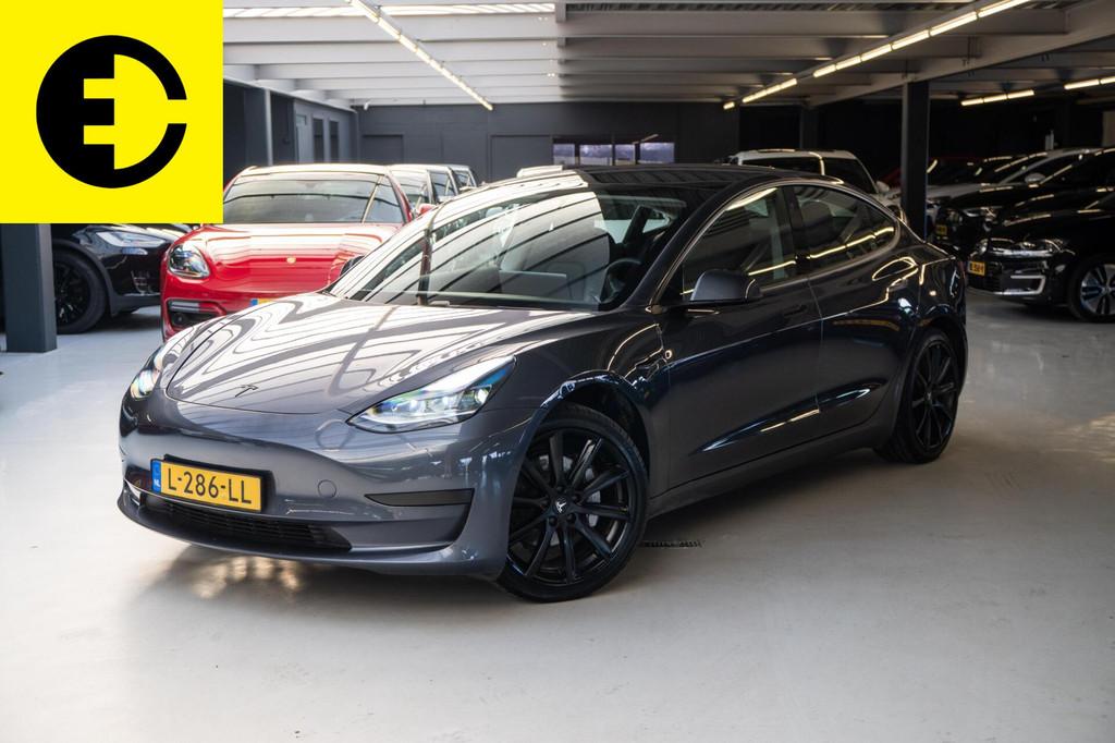 Tesla Model 3 Standard RWD Plus 60 kWh | Stoelverwarming | 8, Auto's, Tesla, Automaat, Achterwielaandrijving, Gebruikt, Zwart