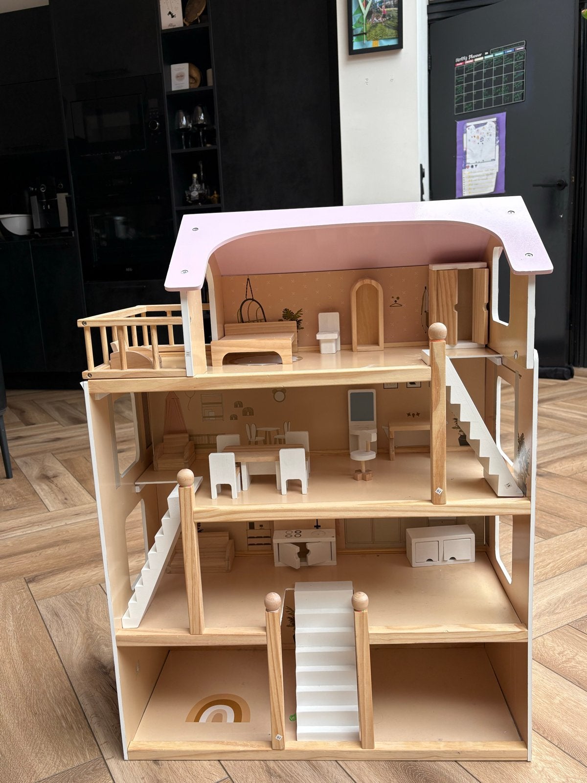 Petite Amelie Groot houten poppenhuis met meubels, Verzamelen, Poppenhuizen en Toebehoren, Ophalen, Zo goed als nieuw, Poppenhuis