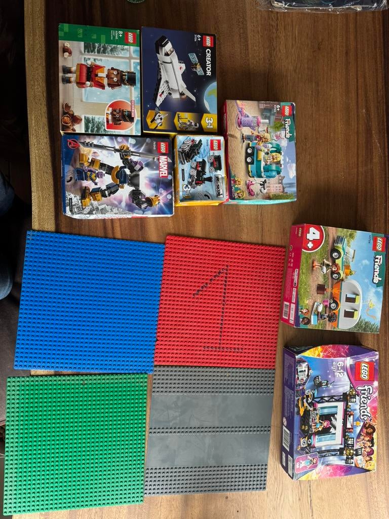 Nieuwe lego sets basis platen friends marvel kerst creator, Ophalen, Zo goed als nieuw
