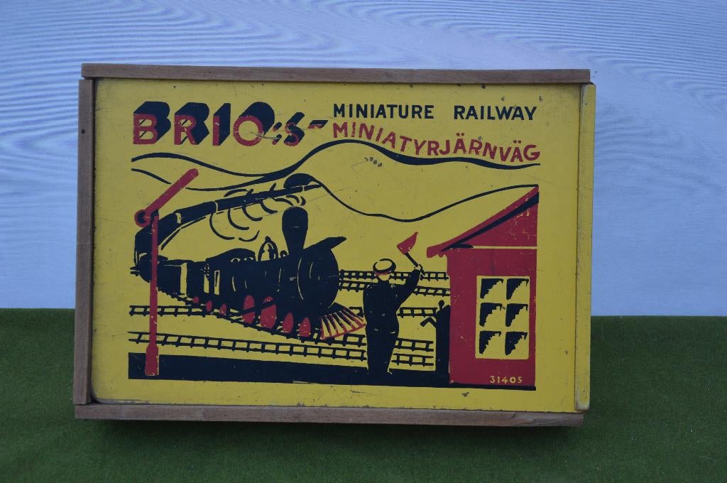 Oude houten kist van Brio met originele Brio treinbaan 50`s, Ophalen of Verzenden