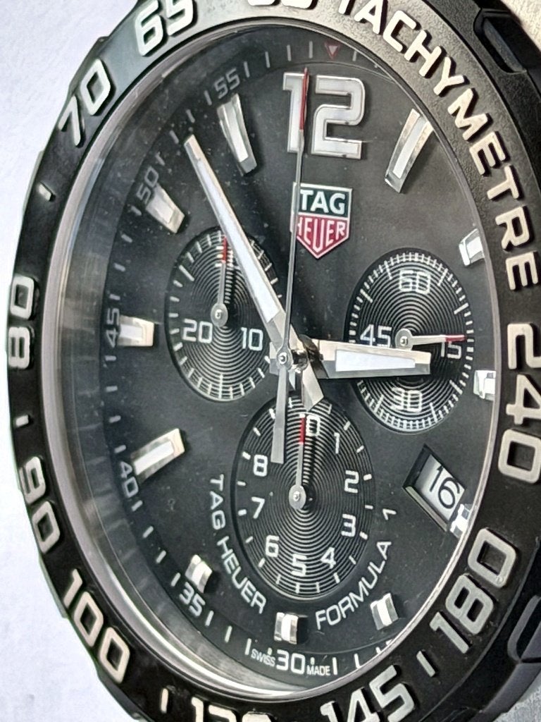 TAG Heuer Formula 1 Chronograph CAZ1010 – 43 mm, Sieraden, Tassen en Uiterlijk, Horloges | Heren, Staal, Polshorloge, Kunststof