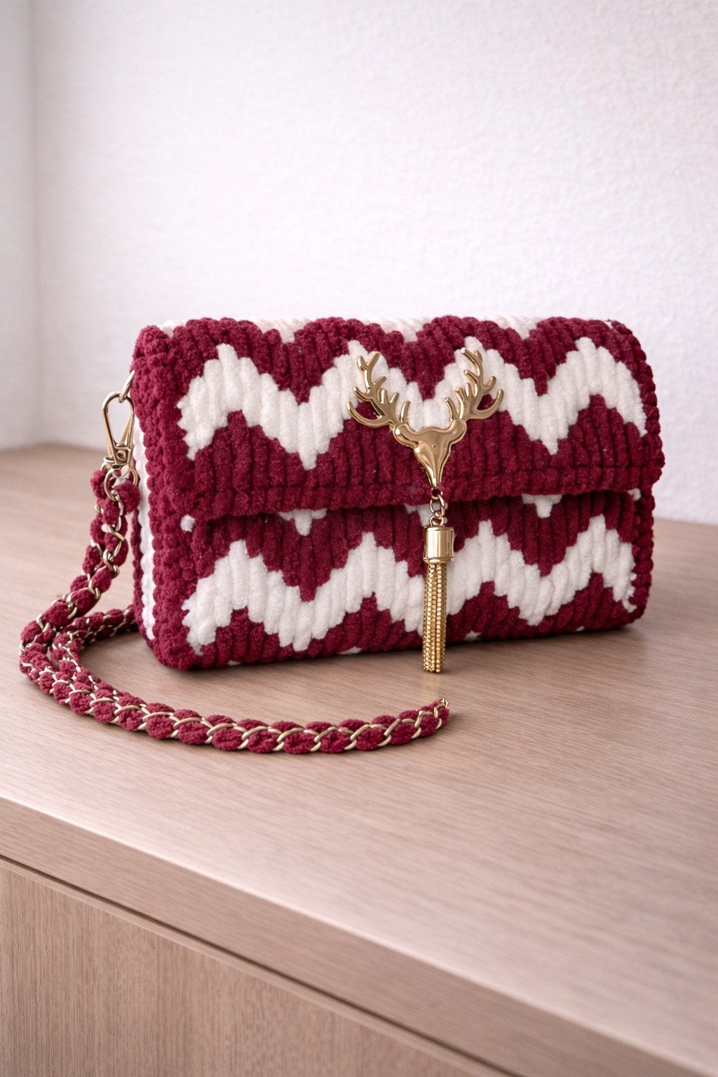 Handbag, Sieraden, Tassen en Uiterlijk, Tassen | Damestassen, Ophalen of Verzenden, Zo goed als nieuw