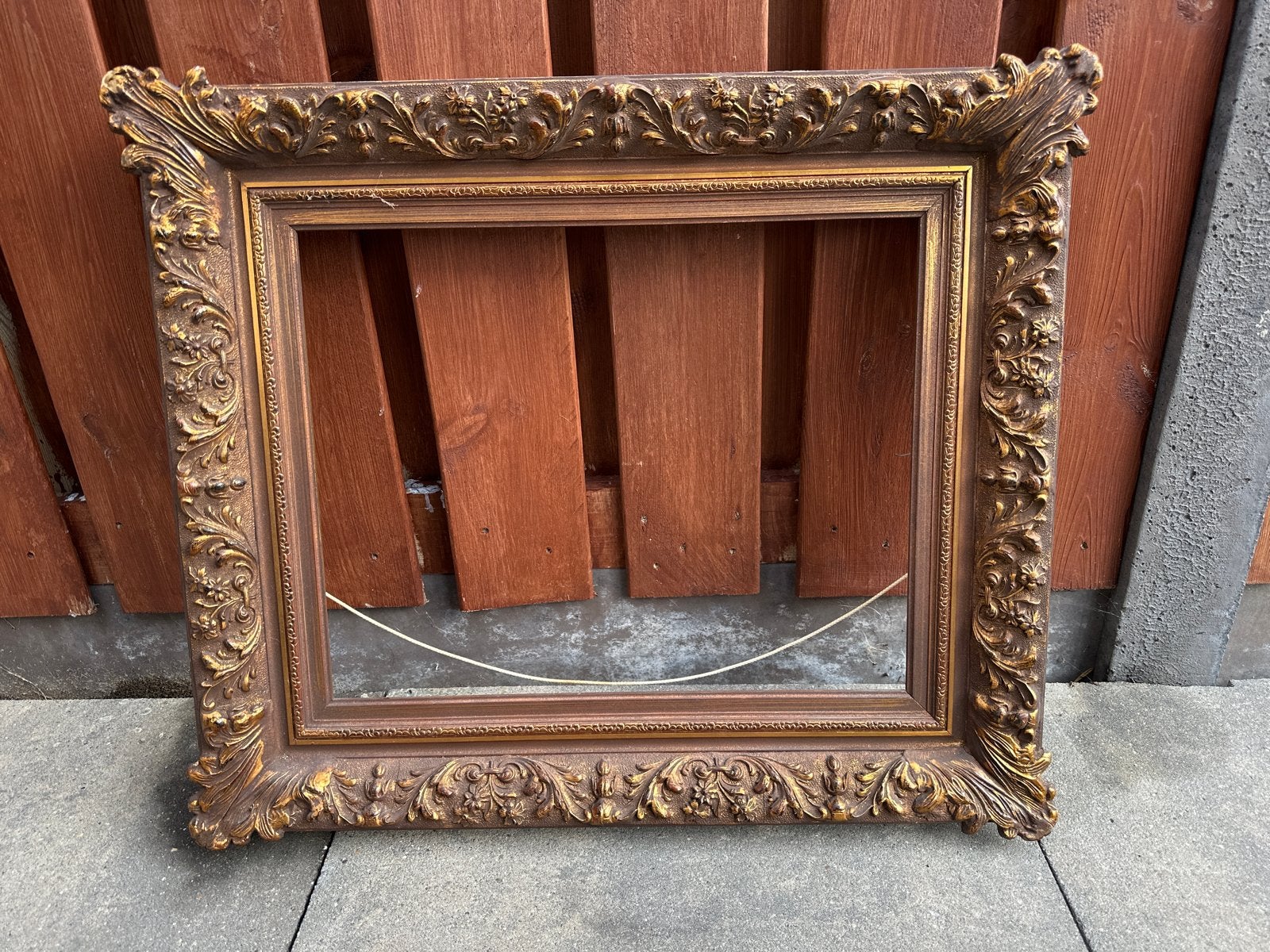 Antieke Gouden Fotolijst 40x50 cm (binnenmaat), Huis en Inrichting, Woonaccessoires | Lijsten, Ophalen, Gebruikt, Schilderijlijst