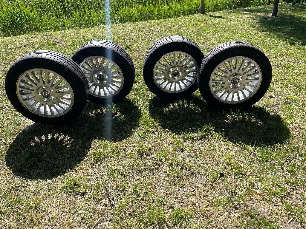 Originele Volvo Crius velgen met  nette zomerbanden, Auto-onderdelen, Banden en Velgen, Ophalen, 16 inch, Banden en Velgen, 205 mm