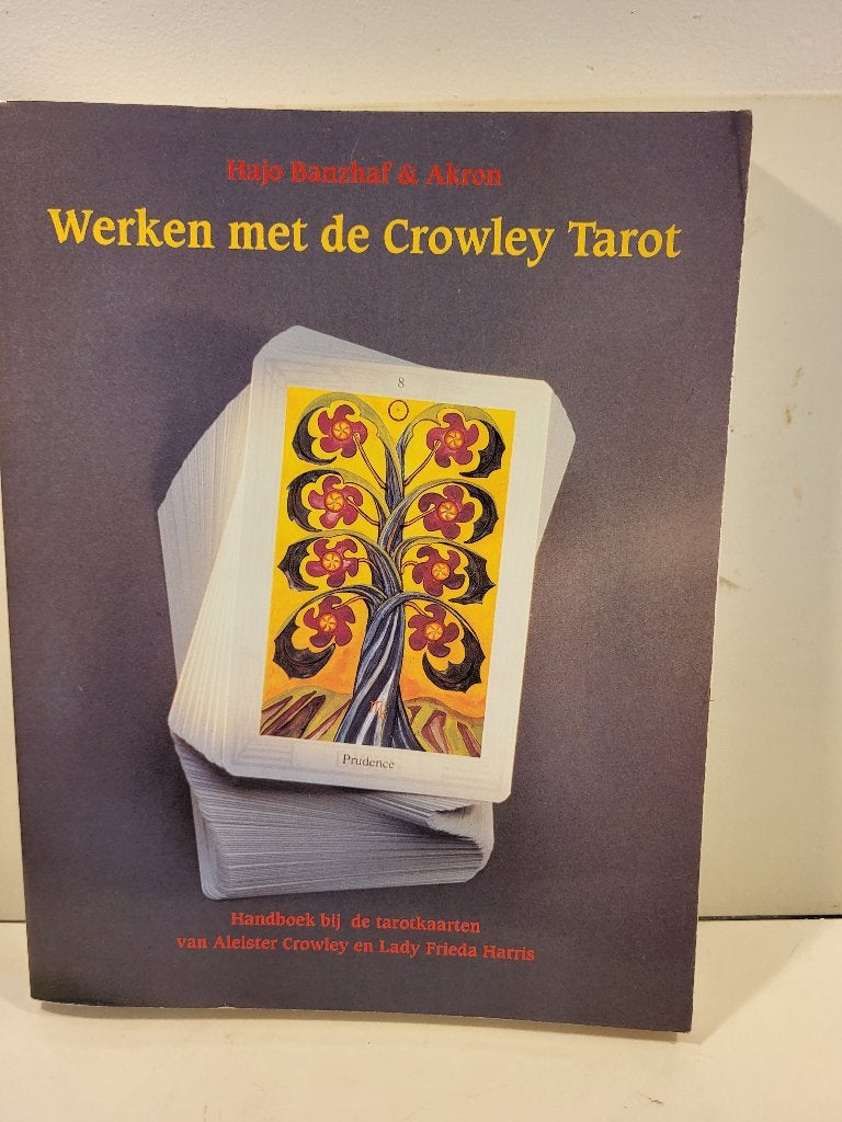 Hajo Banzhaf				Werken met de Crowley Tarot, Ophalen of Verzenden, Zo goed als nieuw, Tarot of Kaarten leggen, Overige typen