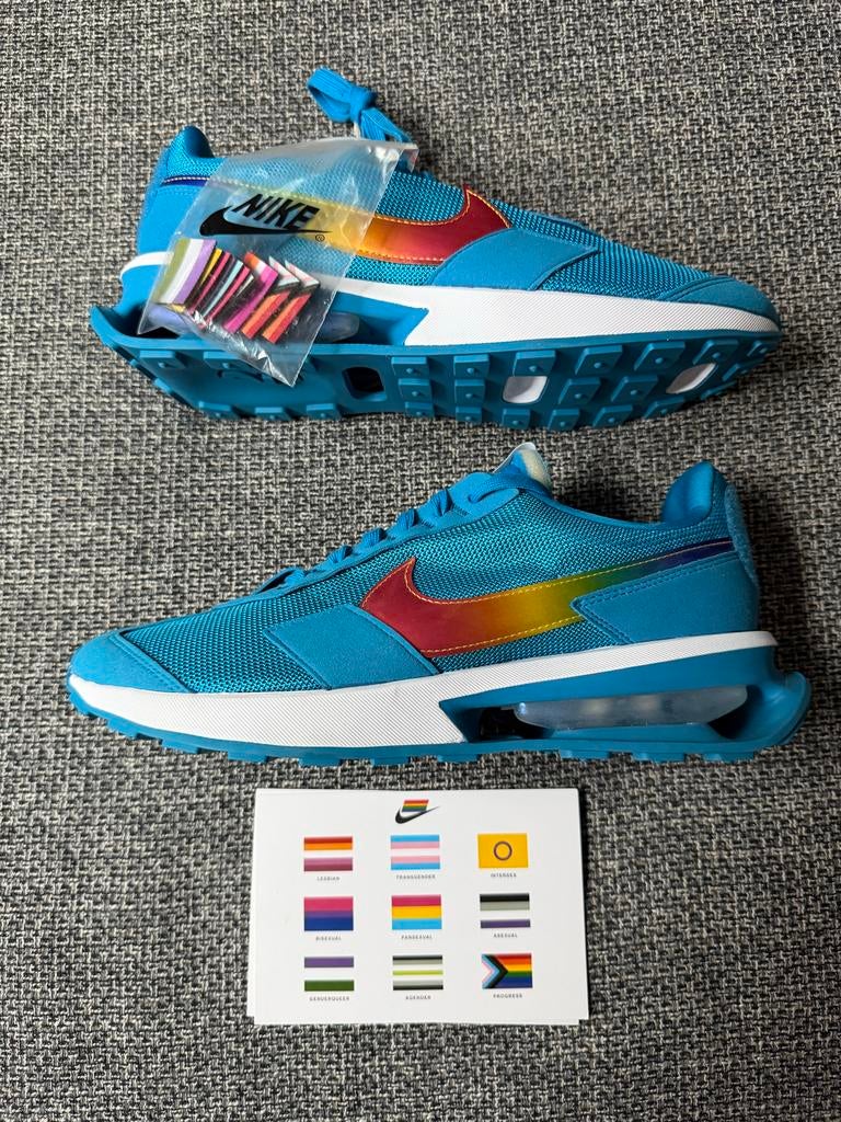 Nike Air Max Pre-Day BT maat 44, Blauw, Nieuw, Ophalen of Verzenden, Sneakers of Gympen