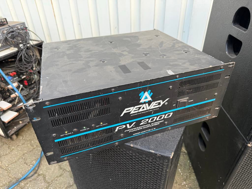 Peavey PV 2000 Professionele Stereo Eindversterker, Ophalen, Gebruikt, 1000 watt of meer, P.A.