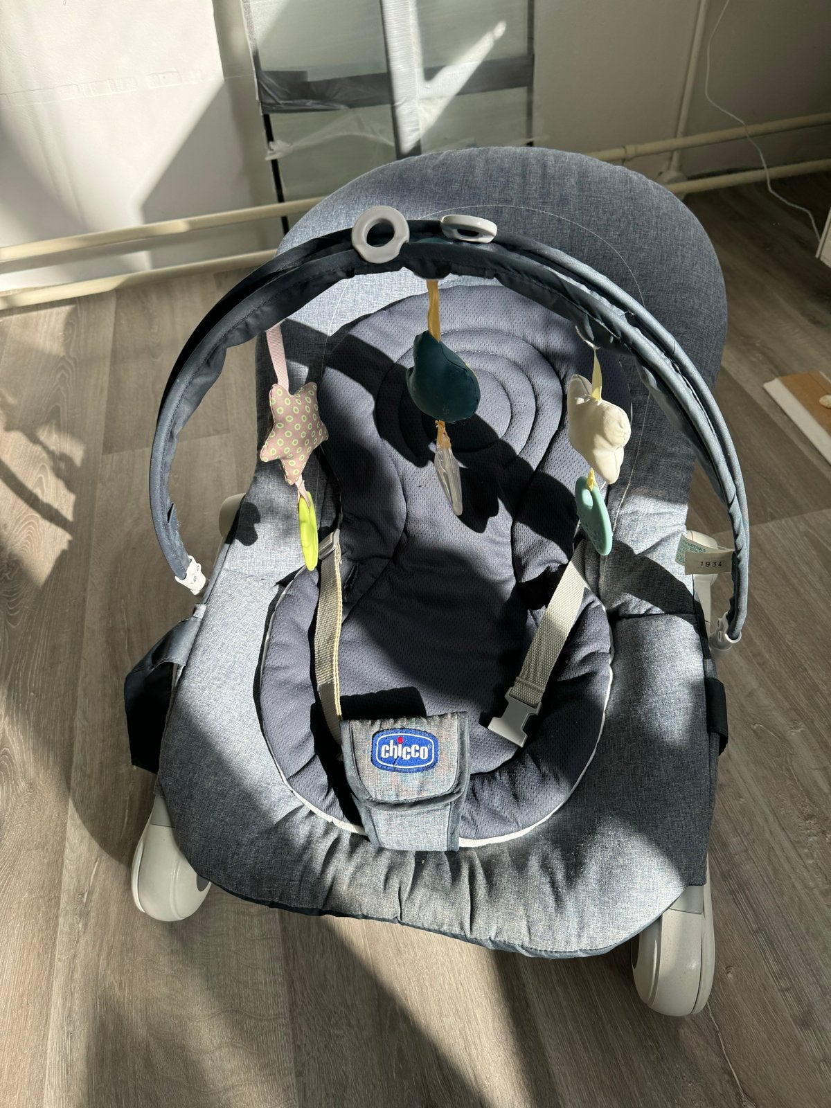 Chicco Wipstoel met Gordel en Speelboog, Ophalen, Gebruikt, Wipstoel, Met gordel(s) of riempje(s)