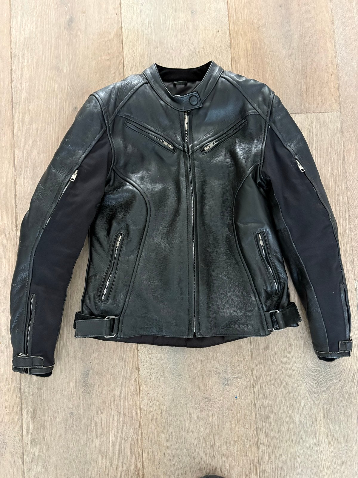 Restyle Zwart Leren Motorpak Dames Maat 36/38, Motoren, Kleding | Motorkleding, Ophalen, Tweedehands, Dames, Combipak
