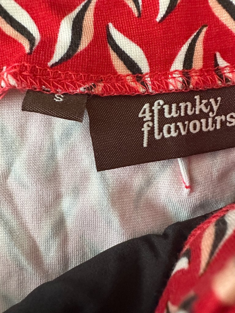 4funkyflavours rok M, Maat 38/40 (M), Zwart, Ophalen of Verzenden, Zo goed als nieuw
