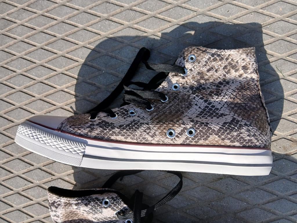 Nieuwe sneakers in maat 41 van Bizzy., Kleding | Dames, Ophalen, 2-Bizzy, Nieuw, Sneakers of Gympen