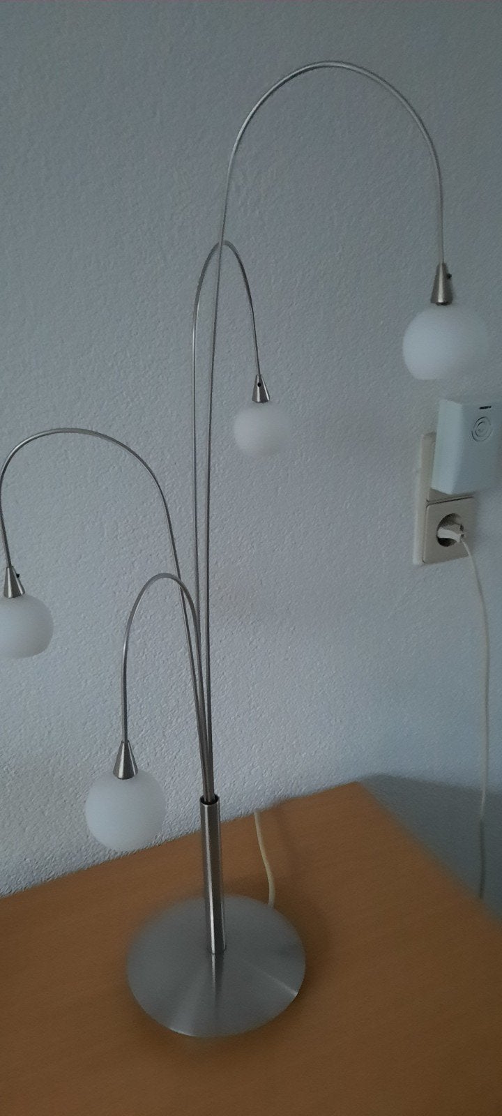 Staande schemerlamp met witte kap en glazen bolletjes, Huis en Inrichting, Ophalen, Gebruikt, Glas