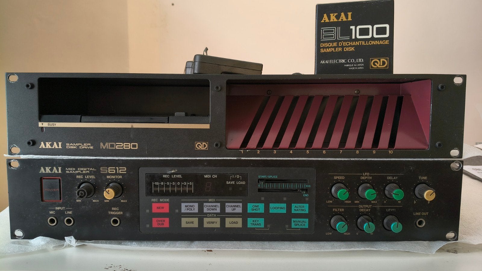 Akai S612 Sampler + MD280 Quick Disk Drive + Disks. serviced, Verzenden, Gebruikt