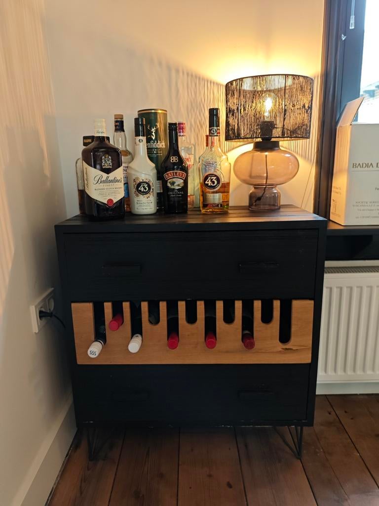 Wijnkastje / drank kast, Huis en Inrichting, Ophalen