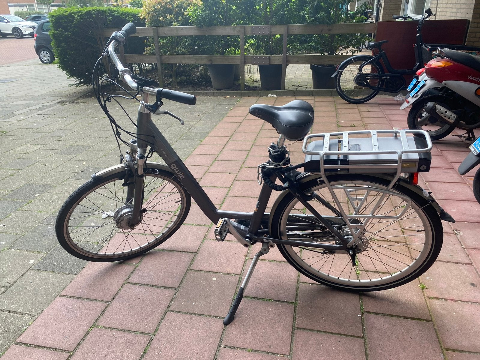 Qwic elektrische fiets met gratis oplader, Ophalen, Qwic, Gebruikt, 51 tot 55 cm