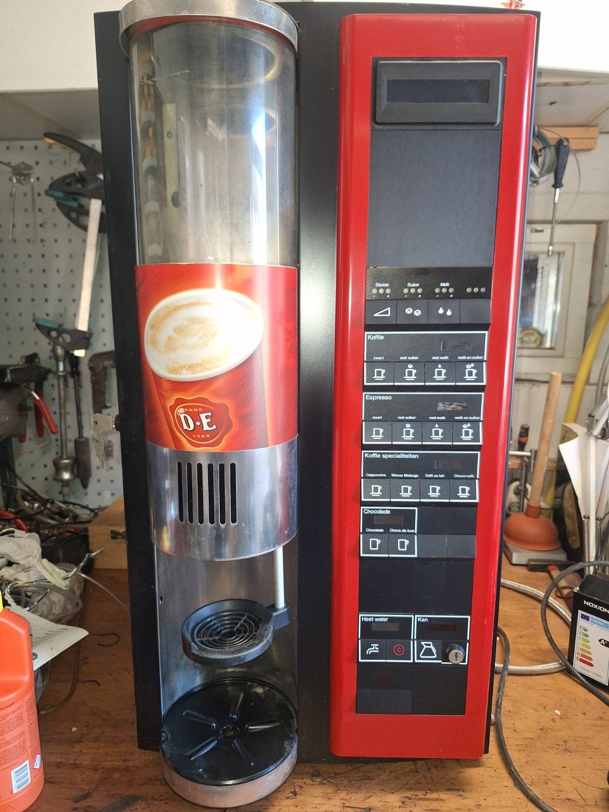 Douwe Egberts Koffiemachine - Gebruikt, Gebruikt, 10 kopjes of meer, Koffiemachine, Gemalen koffie