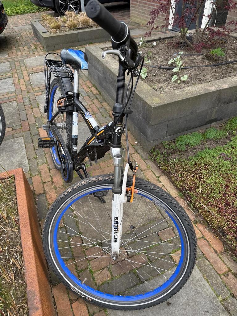 Batavus (kind) jongensfiets 26 inch - Zwart/Blauw, Fietsen en Brommers, Fietsen | Jongens, Gebruikt, 26 inch of meer, Handrem