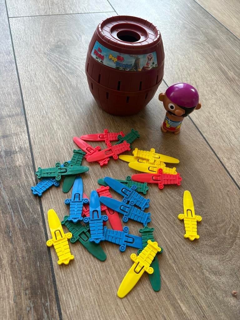 Pop-Up Piraat Spel - Leuk familiespel, Ophalen, Zo goed als nieuw, Jongen of Meisje