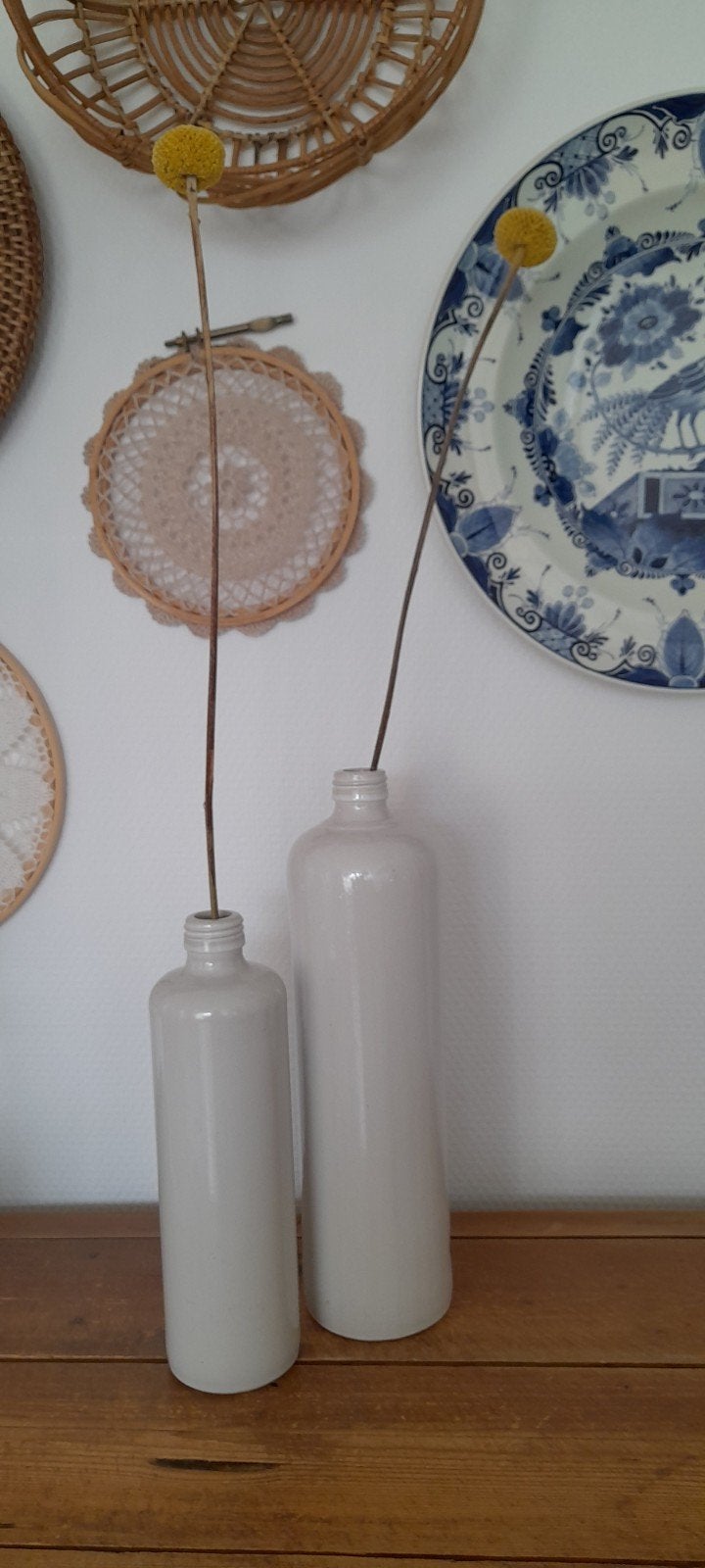 2 gresflessen, aardewerk fles, ecru, Ophalen of Verzenden