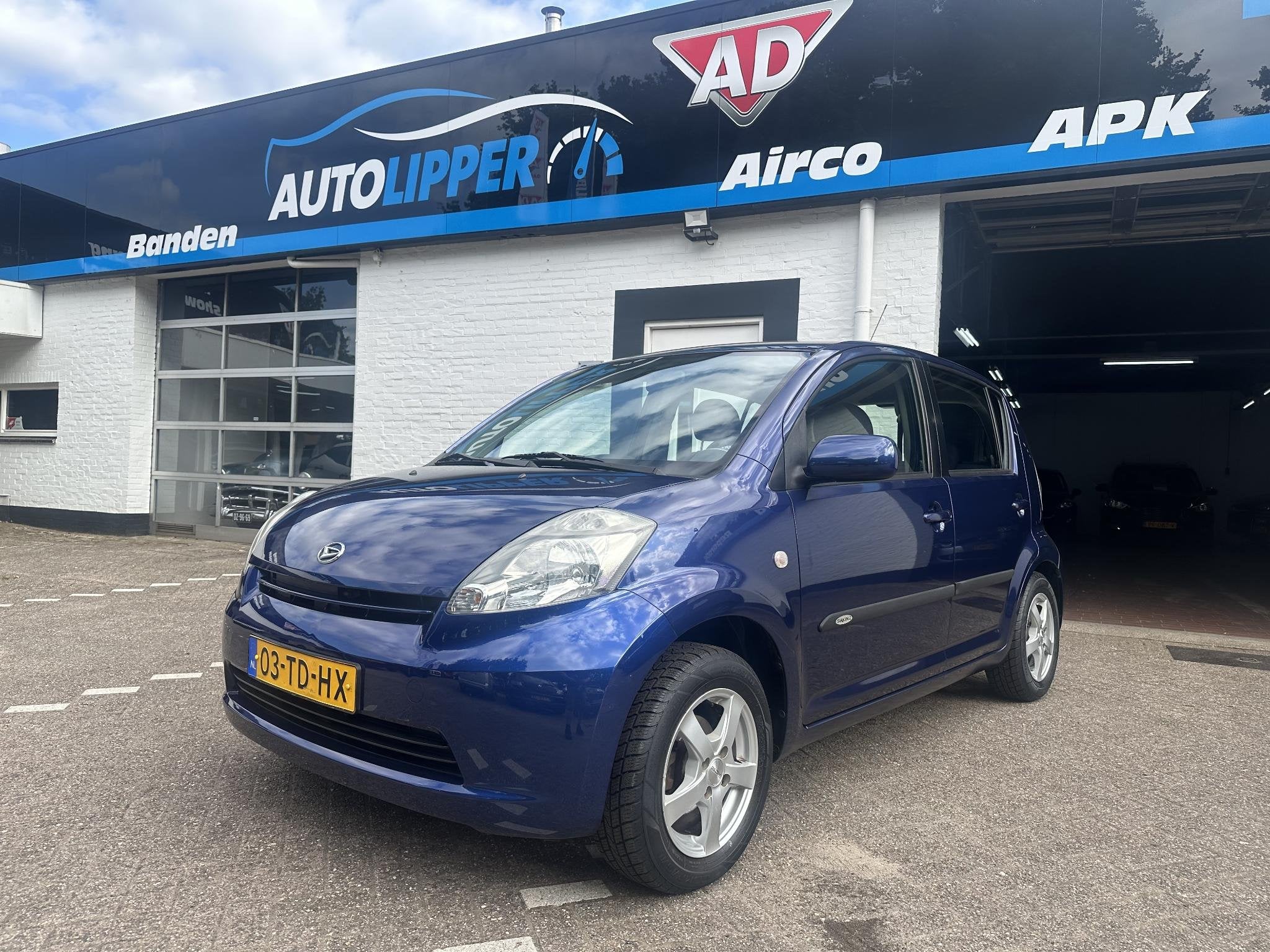 Daihatsu Sirion 2 1.0-12V Trend /Nieuwe apk bij aflevering/A, Auto's, Voorwielaandrijving, Stof, Gebruikt, Blauw