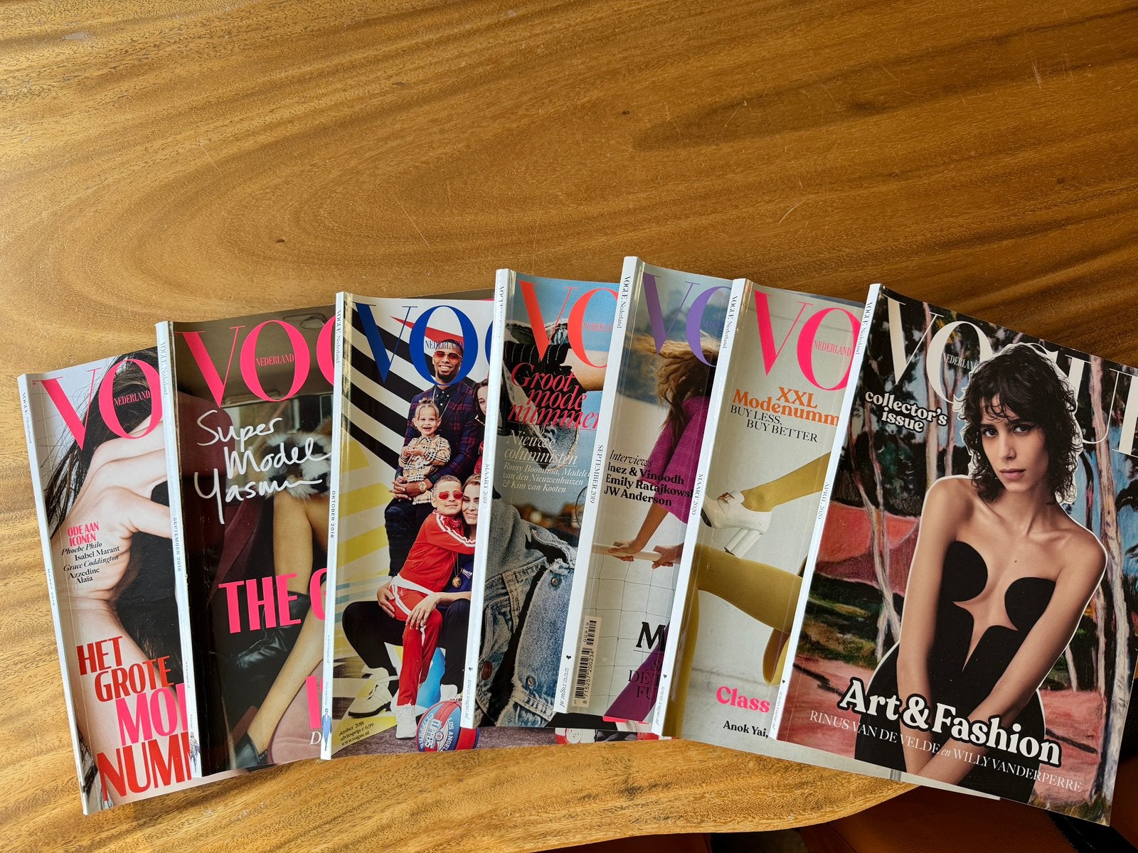 Modenummers van 208,19 en 20 Vogue Nederland, Ophalen of Verzenden, Gelezen, Glossy