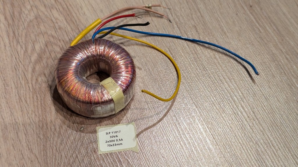 Amplimo ILP 11017 30VA 2x30V 0,5A, Hobby en Vrije tijd, Elektronica-componenten, Ophalen of Verzenden