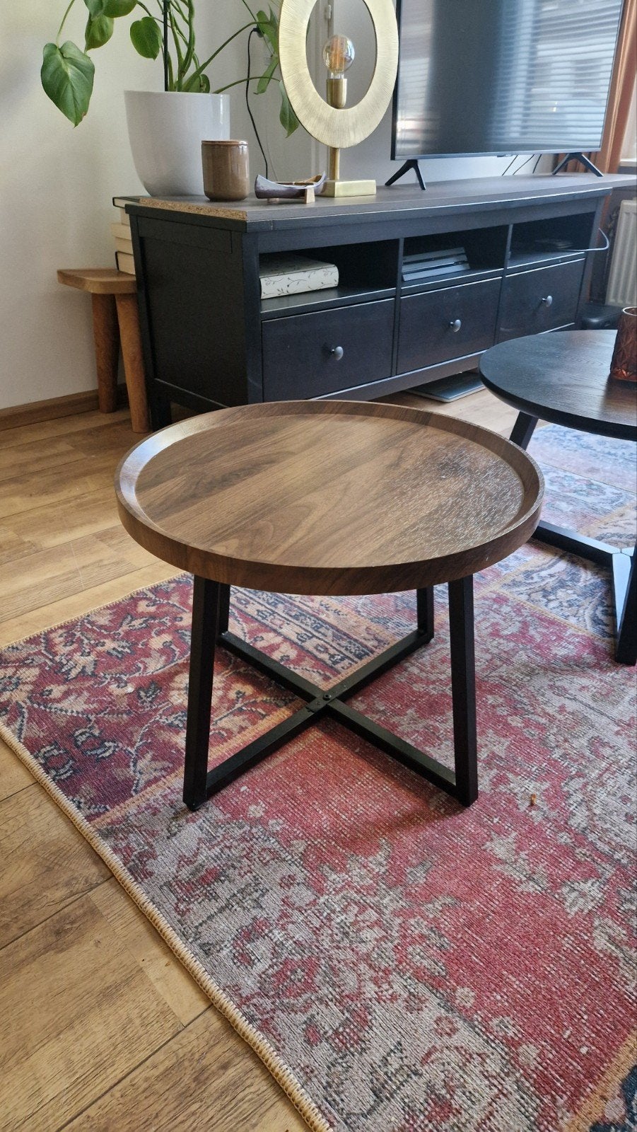 Ronde salontafel met houten blad en metalen onderstel, Gebruikt, 50 tot 100 cm, Modern, Industrieel, Rond