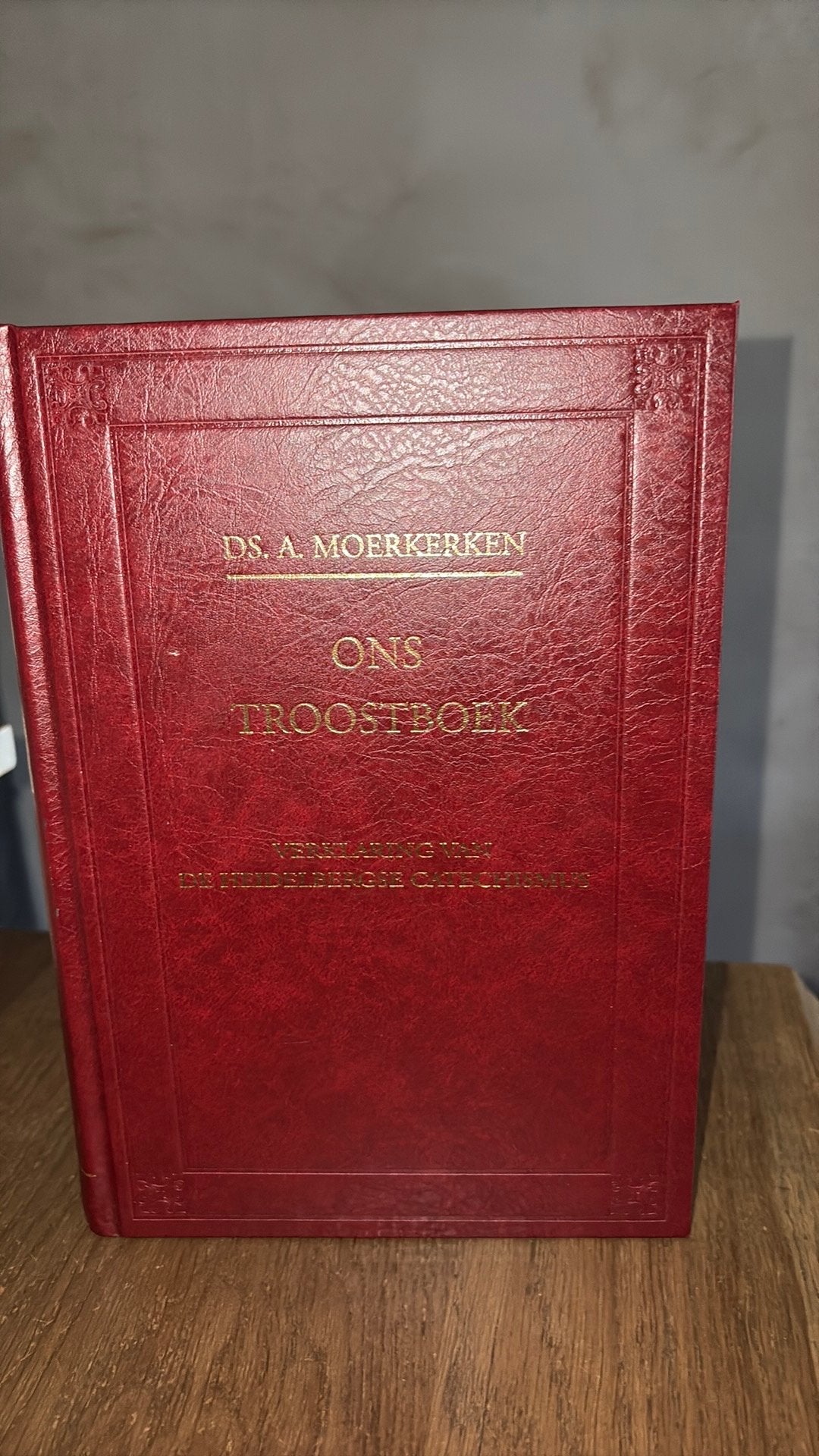 KR-1 Ds A Moerkerken Ons Troostboek Verklaring HC, Ophalen of Verzenden, Zo goed als nieuw