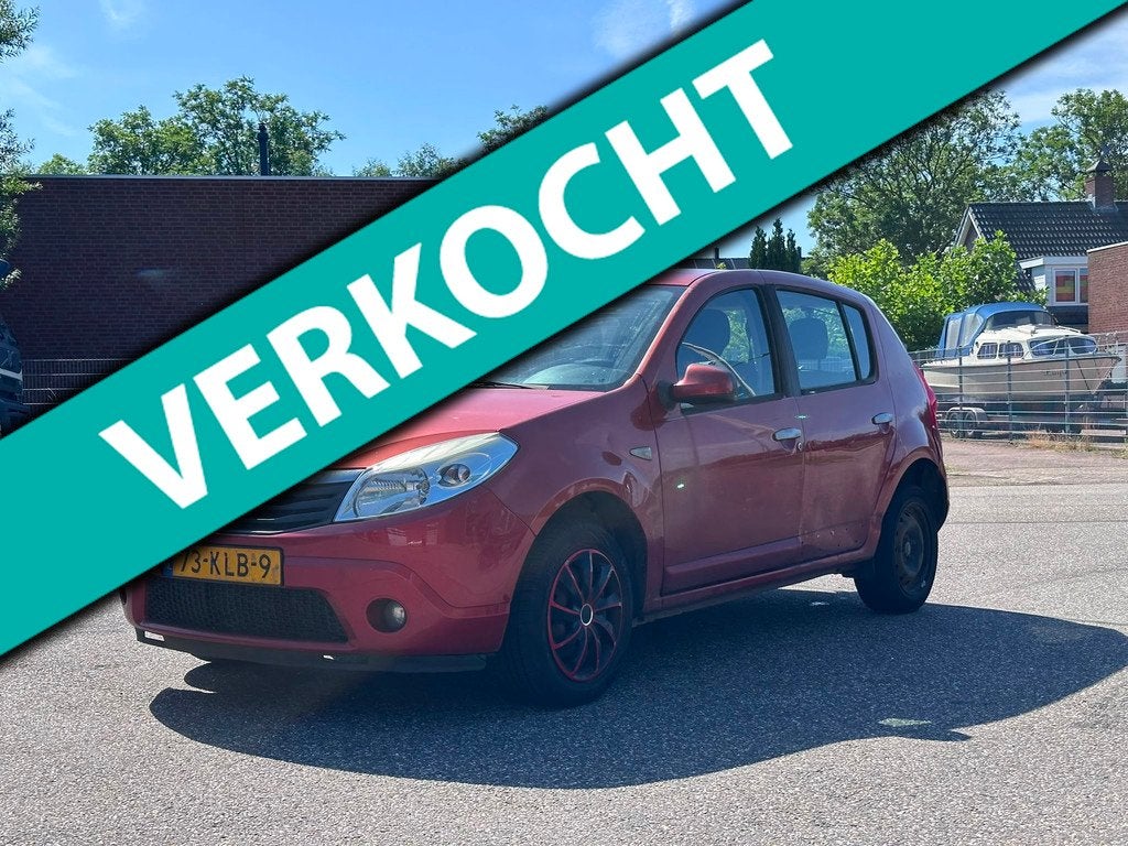Dacia Sandero 1.2 Lauréate Airco*14-06-2027 APK*Trekhaak*NA, Auto's, Dacia, Bedrijf, Te koop, Sandero, ABS, Airbags, Airconditioning