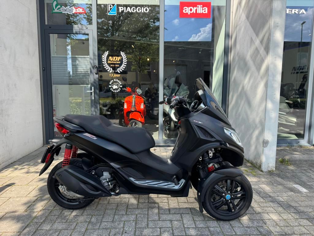 Piaggio mp3 300cc hpe abs asr autorijbewijs!!, Motoren, Motoren | Piaggio, Particulier, Scooter, Ophalen of Verzenden