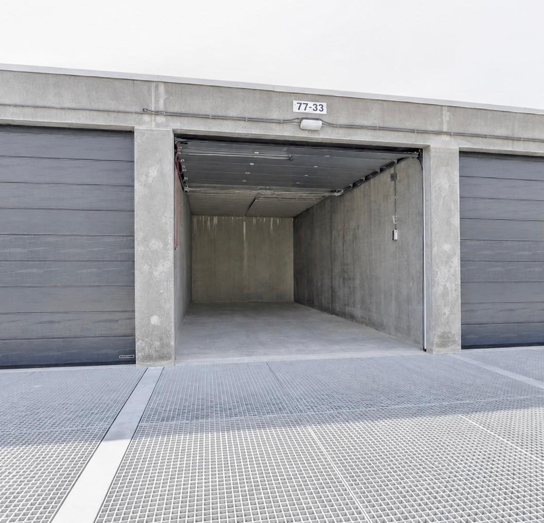 Garagebox 25m² te huur nabij A4 – Opslag & Stalling, Huizen en Kamers, Garages en Parkeerplaatsen, Zuid-Holland