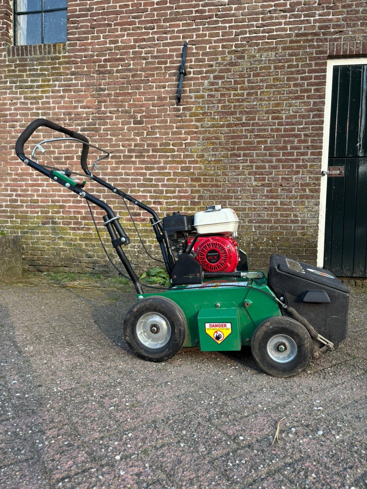 Billy Goat Doorzaaimachine, Tuin en Terras, Ophalen, Zo goed als nieuw, Benzine