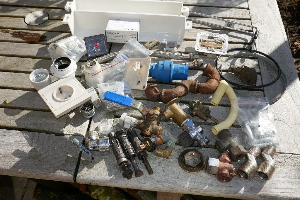 te koop:diverse (koperen) loodgieters- en elektro materialen, Ophalen of Verzenden, Gebruikt, Overige metalen