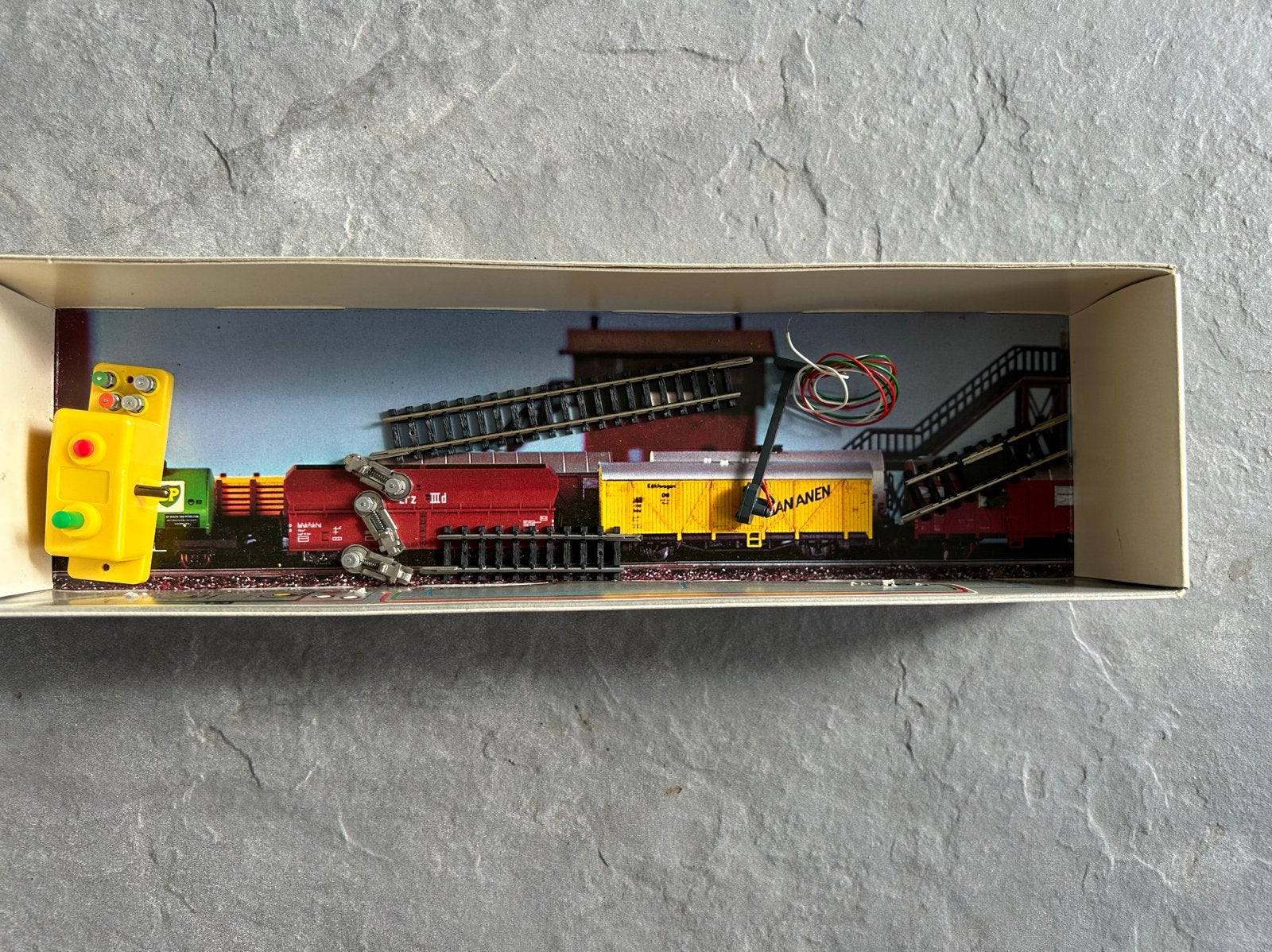 Minitrix 675100 - Treinset uitbreiding lichtsignaal, Gelijkstroom of Wisselstroom, Ophalen of Verzenden, Analoog, Märklin