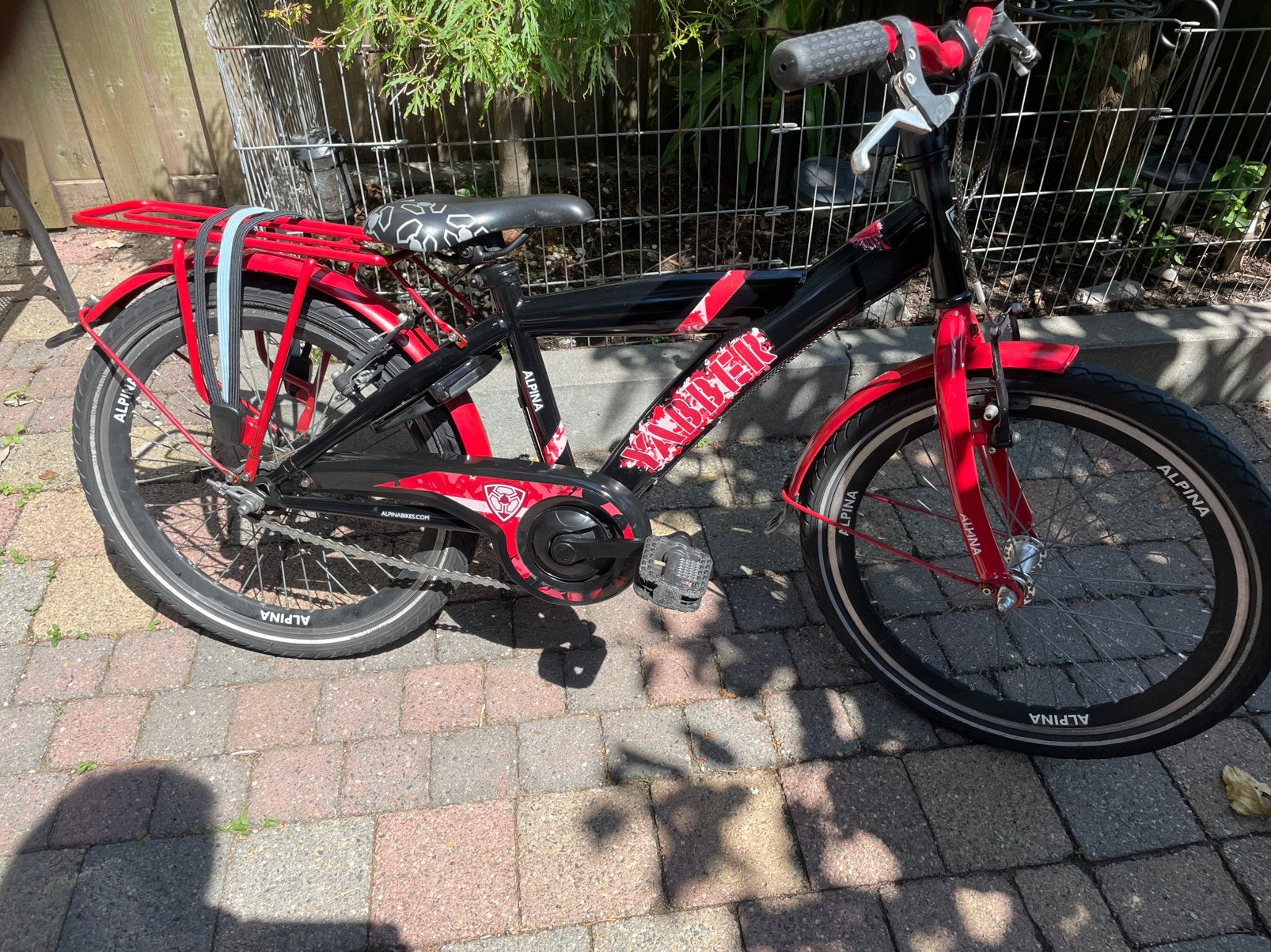 Alpina yabber 20 inch, Fietsen en Brommers, Fietsen | Jongens, Ophalen, Terugtraprem, 20 inch, Handrem