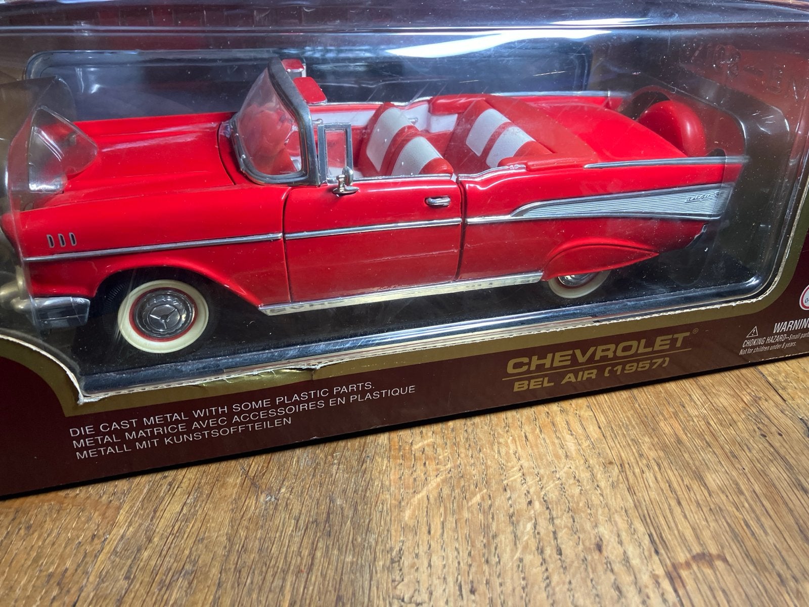 Chevrolet Bel Air (1957) Diecast Modelauto Rood, Hobby en Vrije tijd, Ophalen, Nieuw, Auto